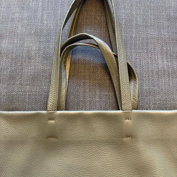 NWOT Cuyana Tall Easy Tote Dark Olive - Picture 9 of 13